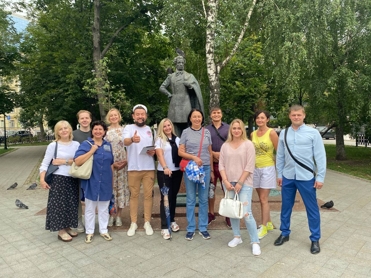 Standup-ведущий Гиллон Поляков 110