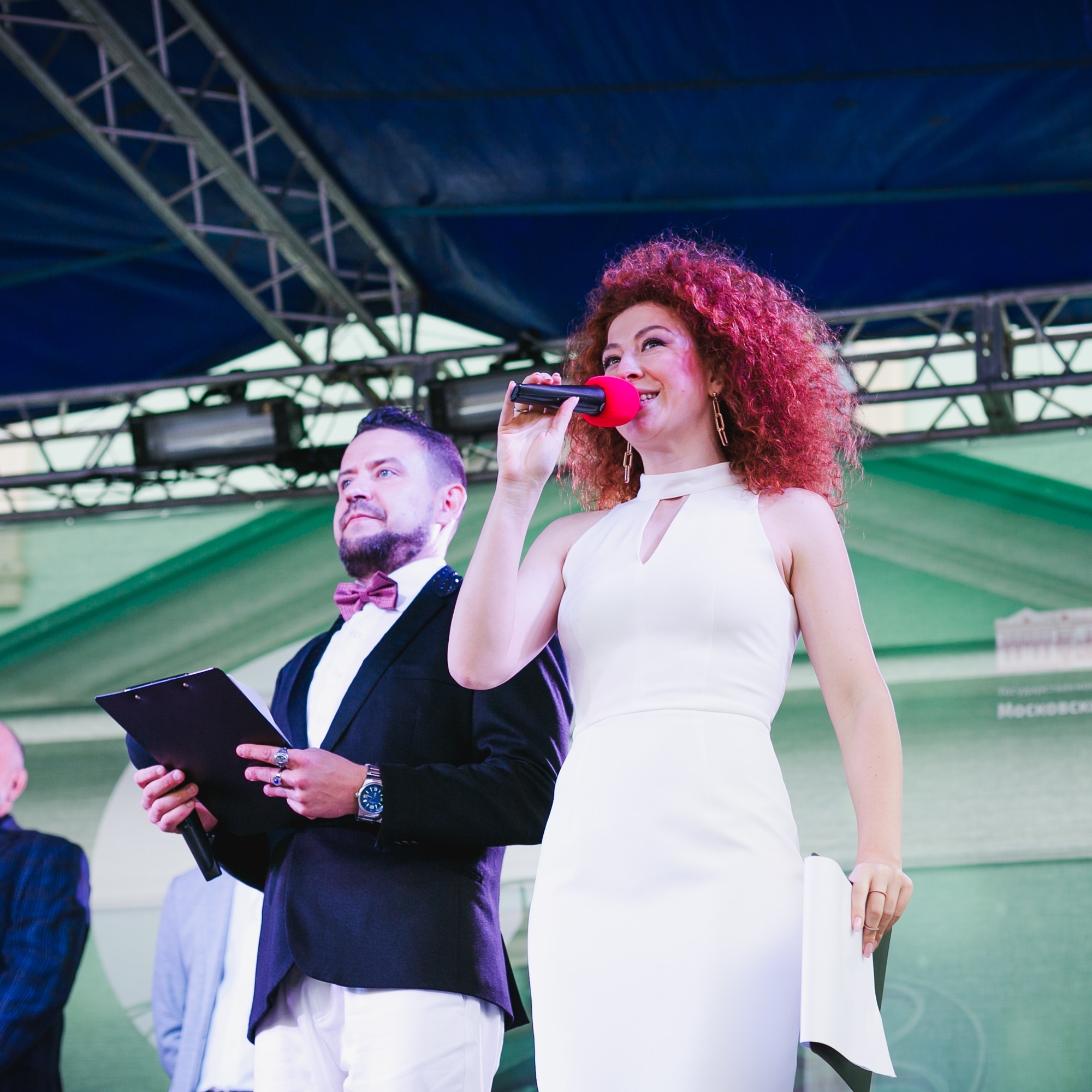 Standup-ведущий Гиллон Поляков 25