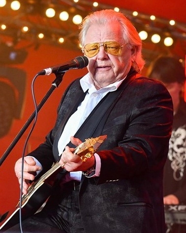 Юрий Антонов 4