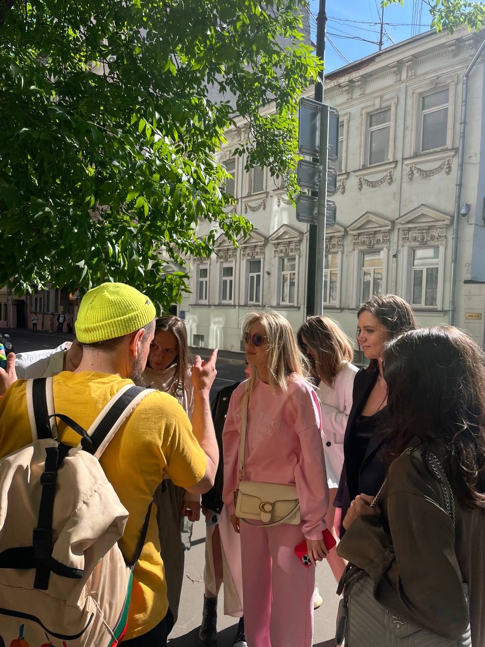 Standup-ведущий Гиллон Поляков 111