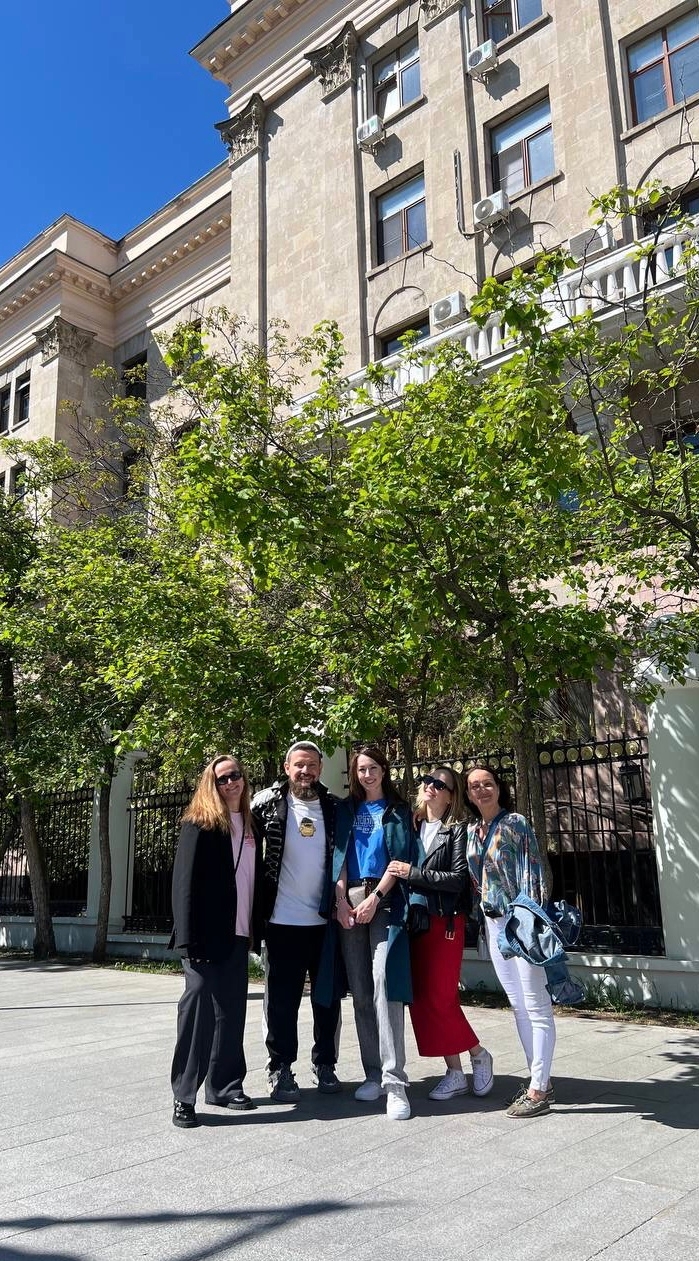 Standup-ведущий Гиллон Поляков 89