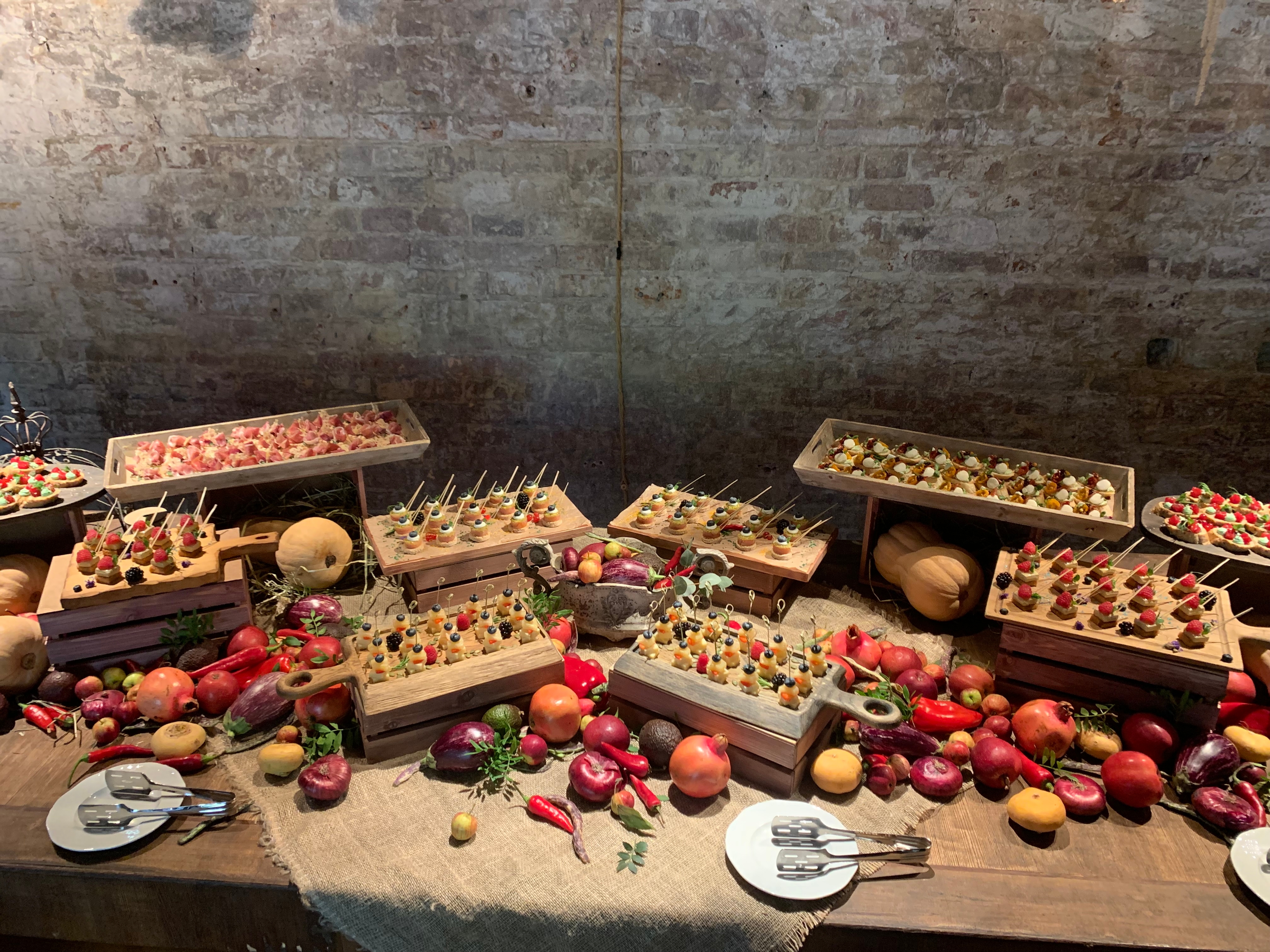 Meal Time Catering 31