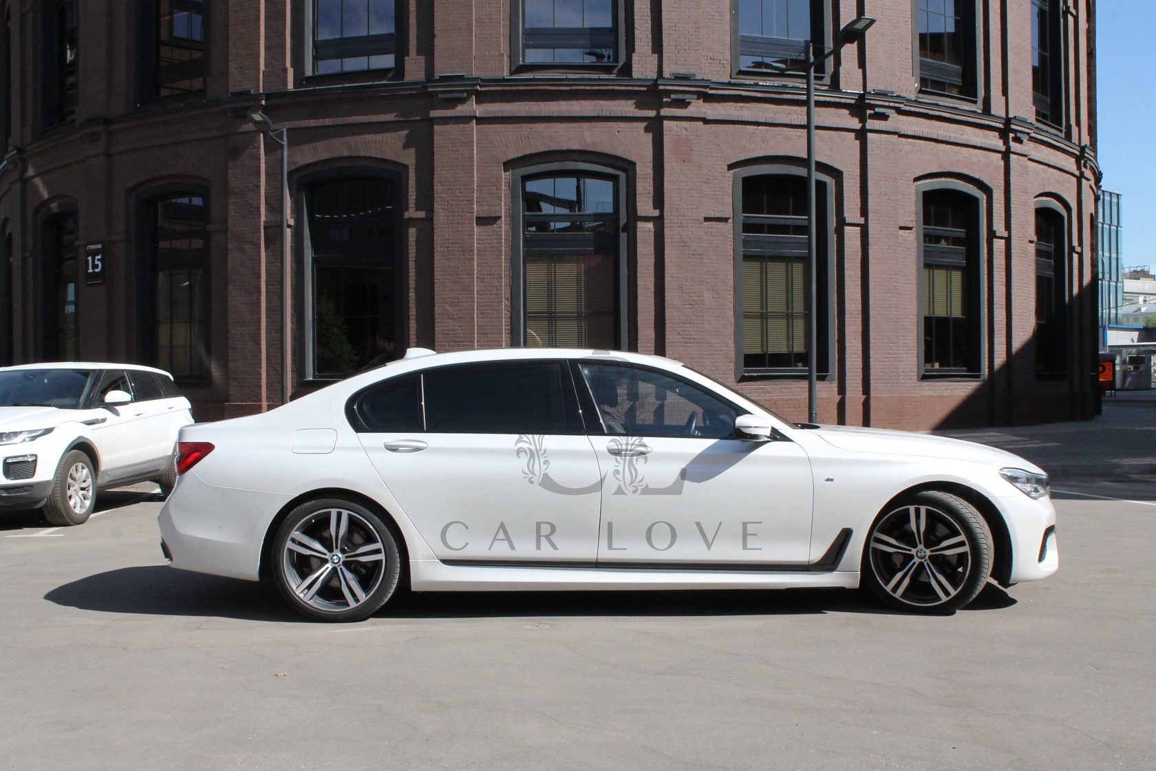 Автомобили с водителем CAR LOVE 11