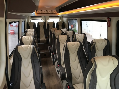 Микроавтобусы Автоаренда 24 17