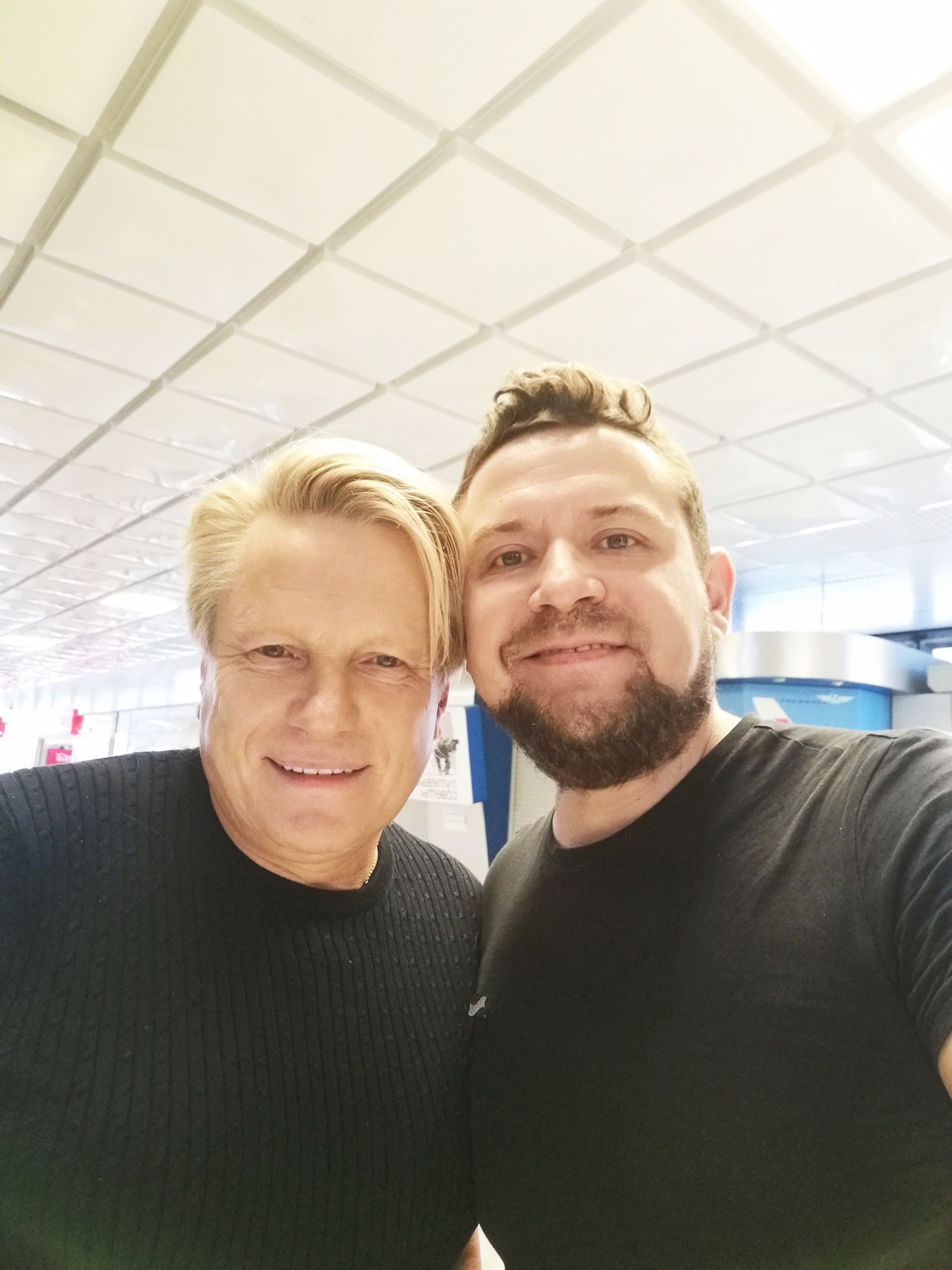 Standup-ведущий Гиллон Поляков 38