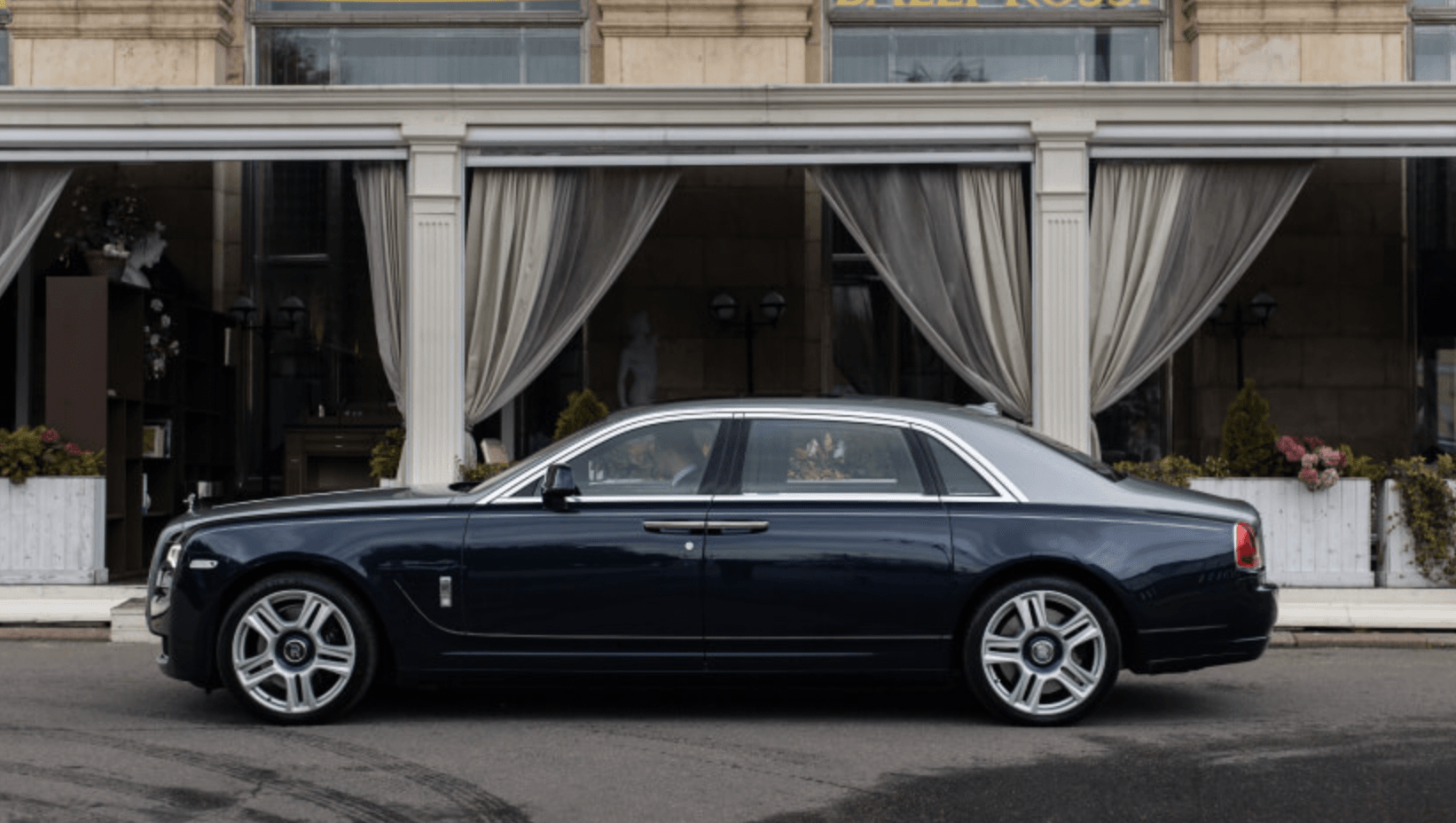 Автомобили с водителем CAR LOVE 31