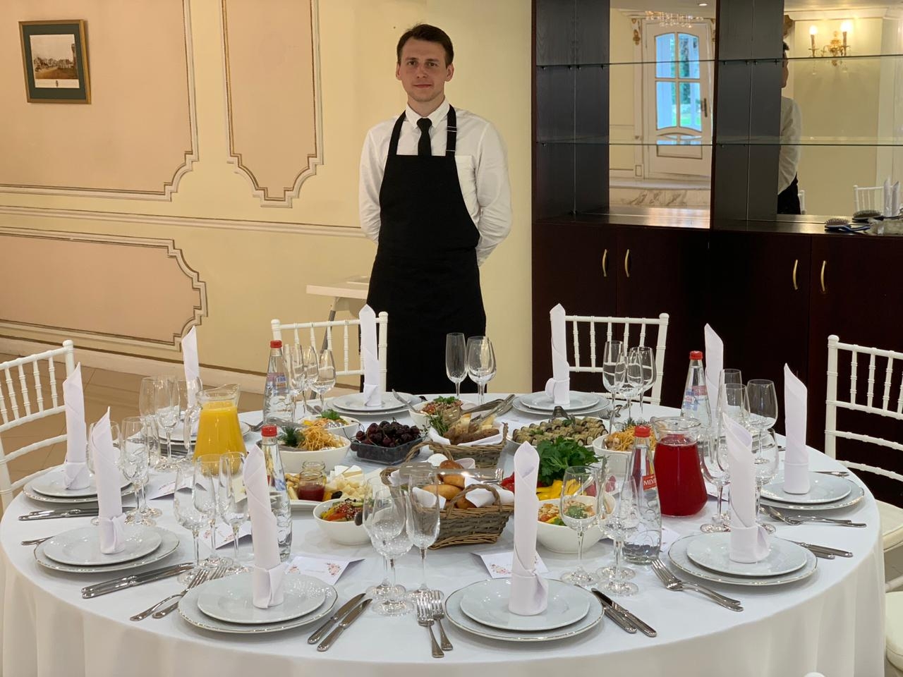 Meal Time Catering 16