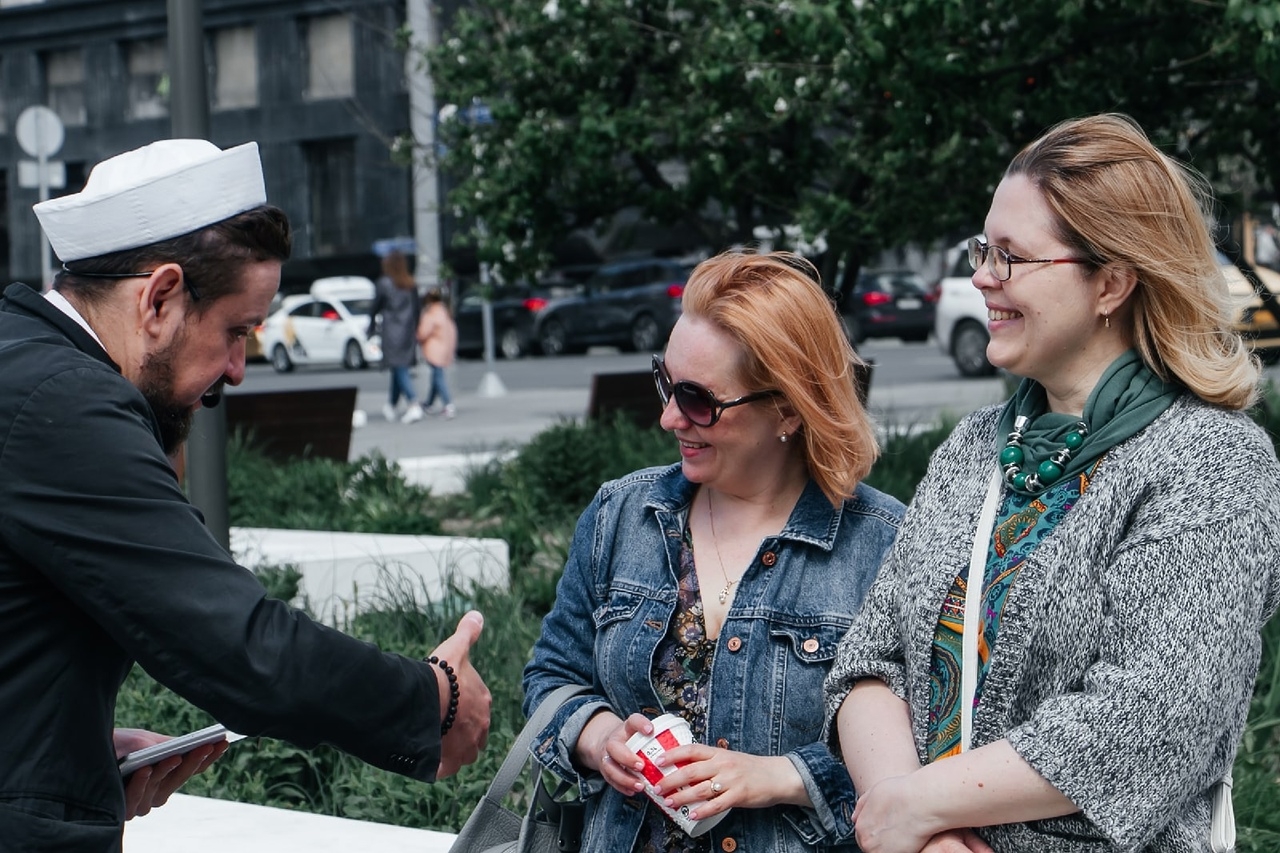 Standup-ведущий Гиллон Поляков 139