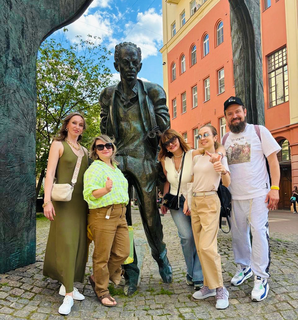 Standup-ведущий Гиллон Поляков 67