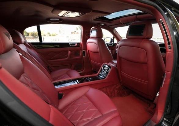 Автомобили с водителем CAR LOVE 6