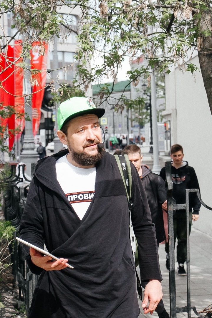 Standup-ведущий Гиллон Поляков 117