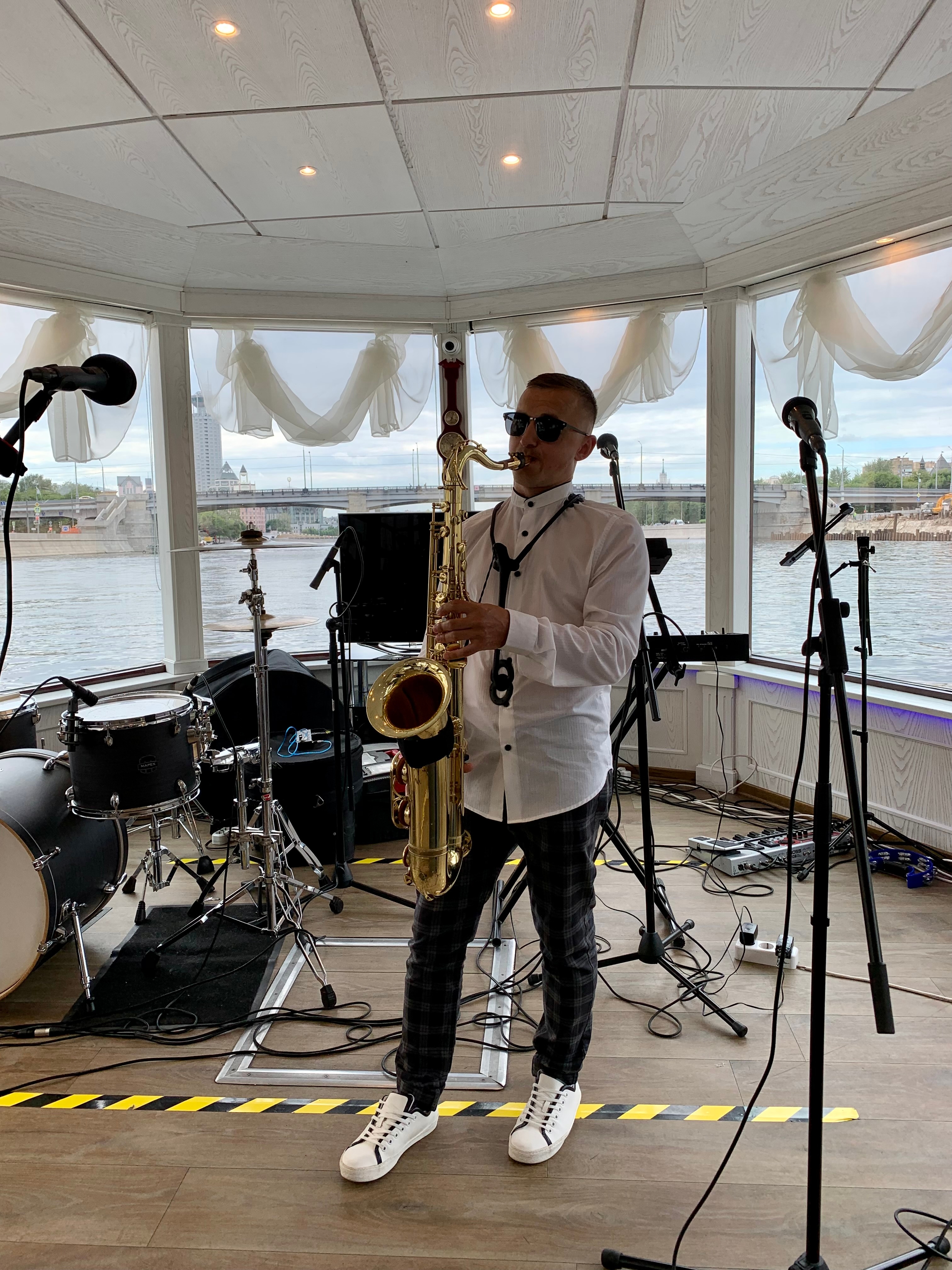 Саксофонист и диджей Богдан Краевский 19