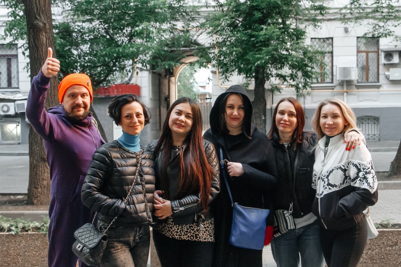 Standup-ведущий Гиллон Поляков 133