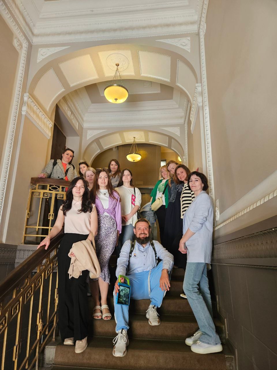 Standup-ведущий Гиллон Поляков 91