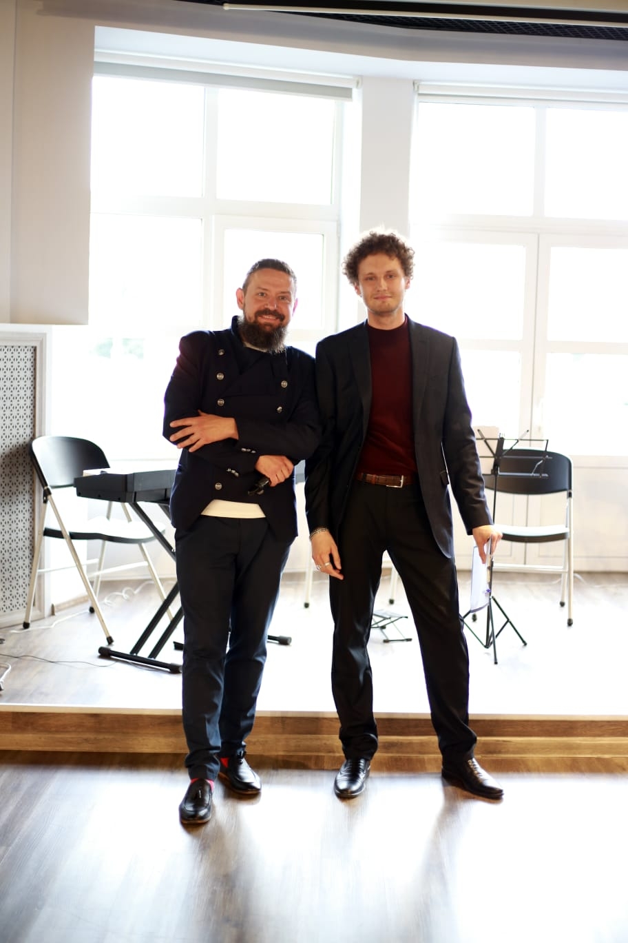 Standup-ведущий Гиллон Поляков 154