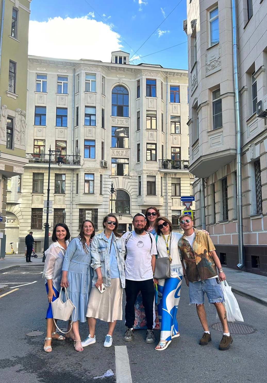 Standup-ведущий Гиллон Поляков 79