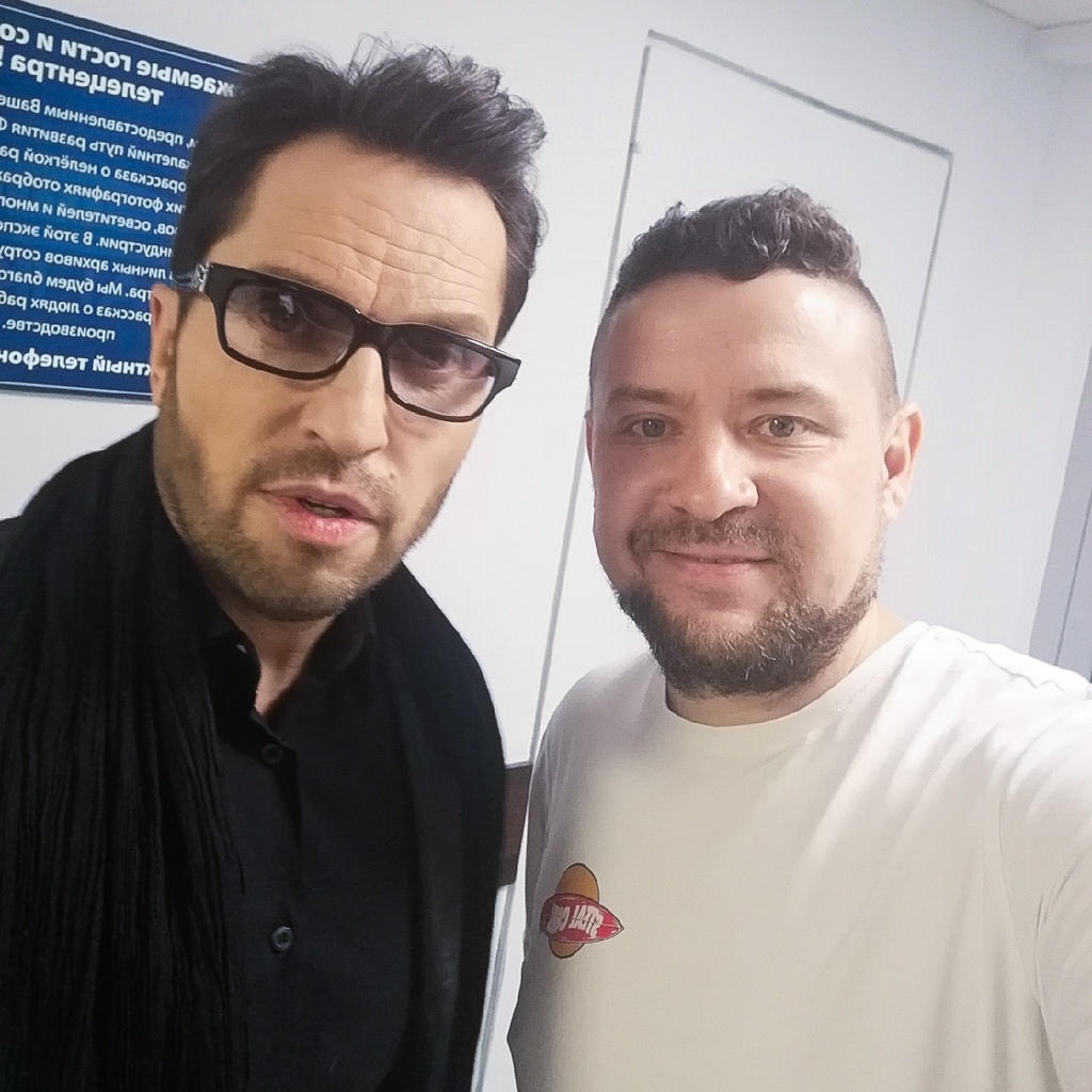 Standup-ведущий Гиллон Поляков 163