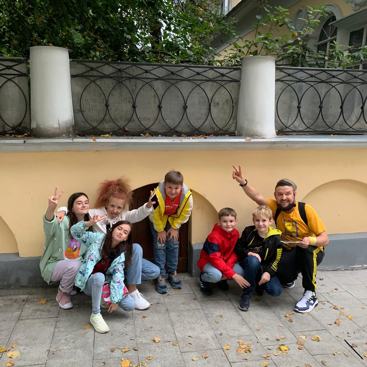 Standup-ведущий Гиллон Поляков 120