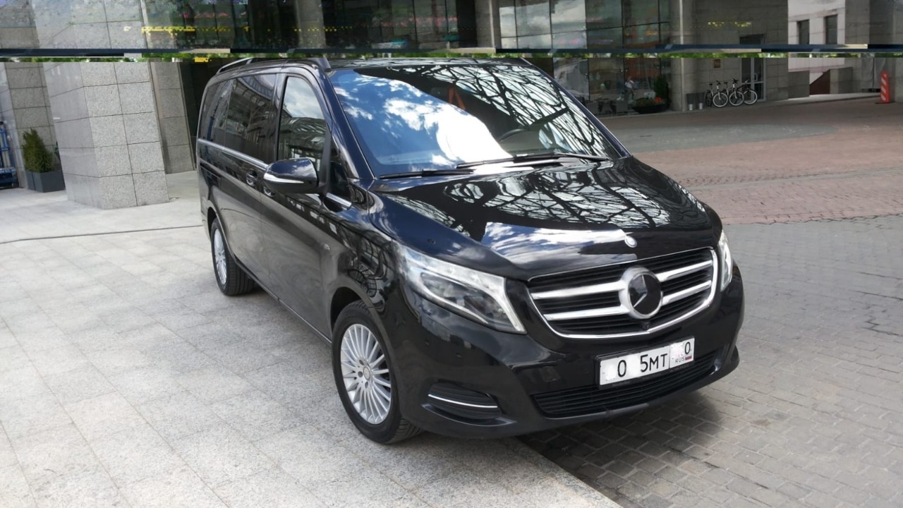Mercedes с водителем 1