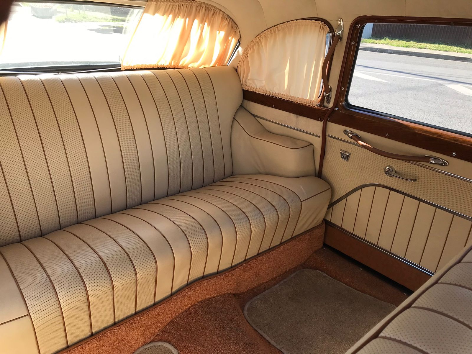 Ретро автомобили CAR LOVE 25