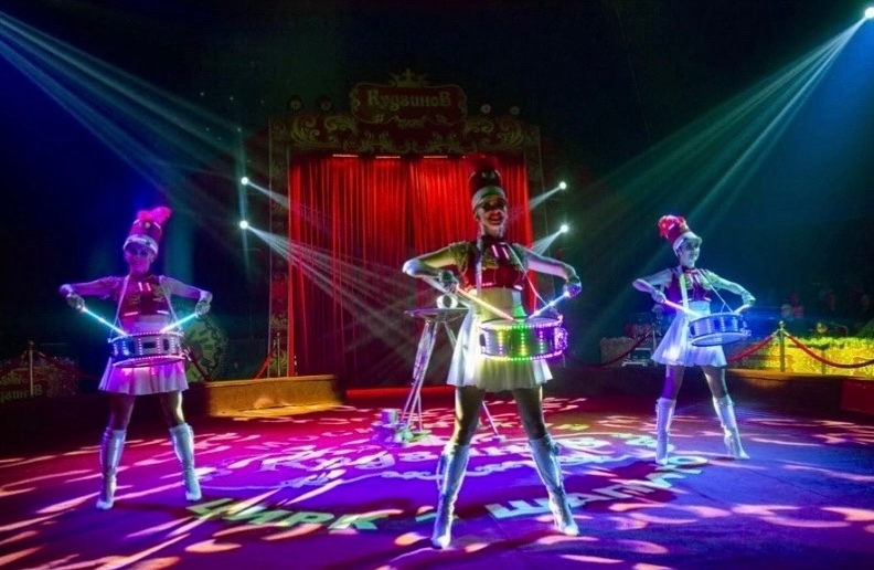 Танцевальное шоу CrazyGirls 9