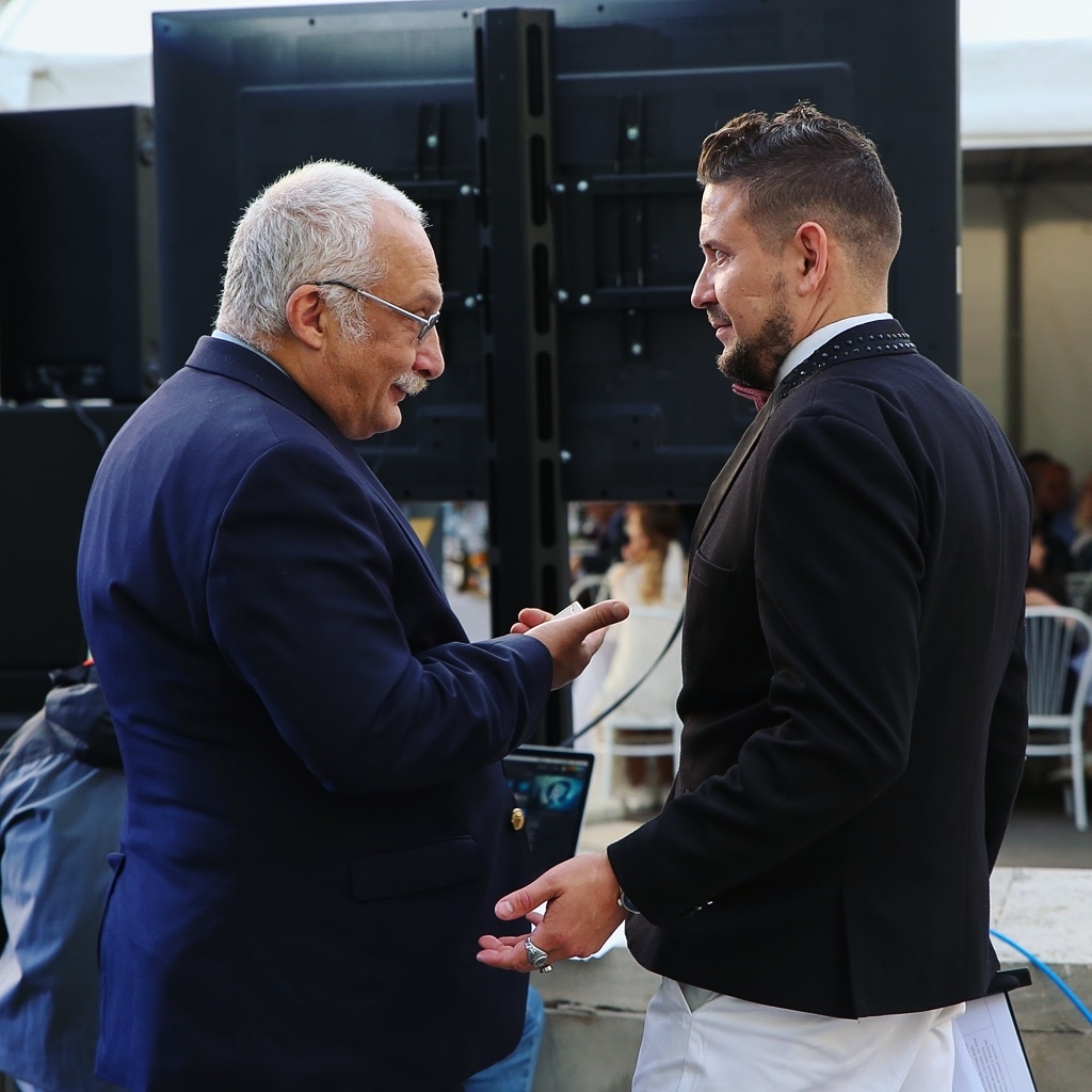 Standup-ведущий Гиллон Поляков 21