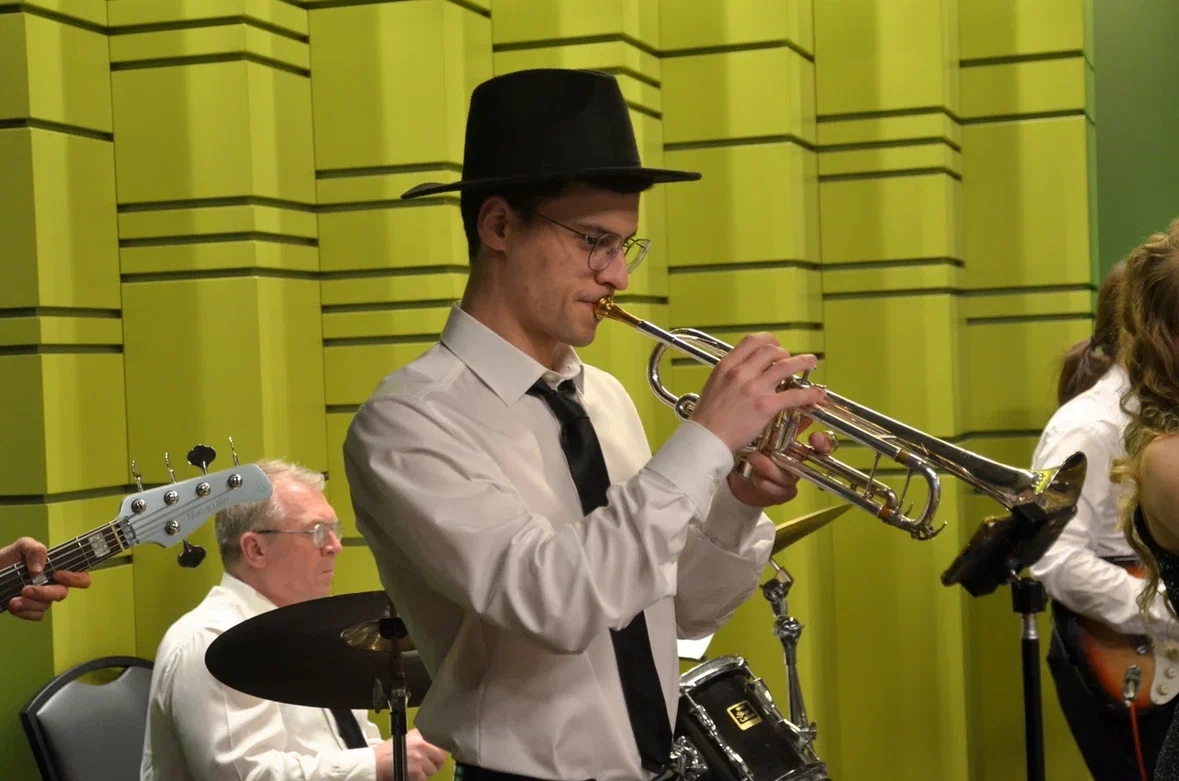 Кавер-группа Mon Amour 9