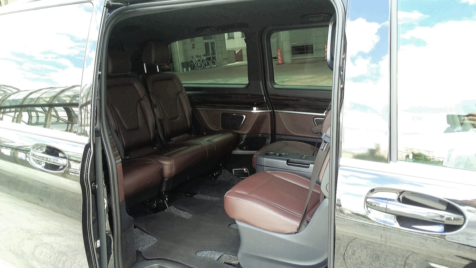 Mercedes с водителем 3