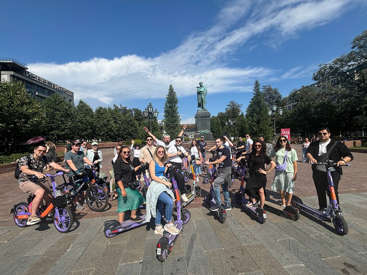 Standup-ведущий Гиллон Поляков 141