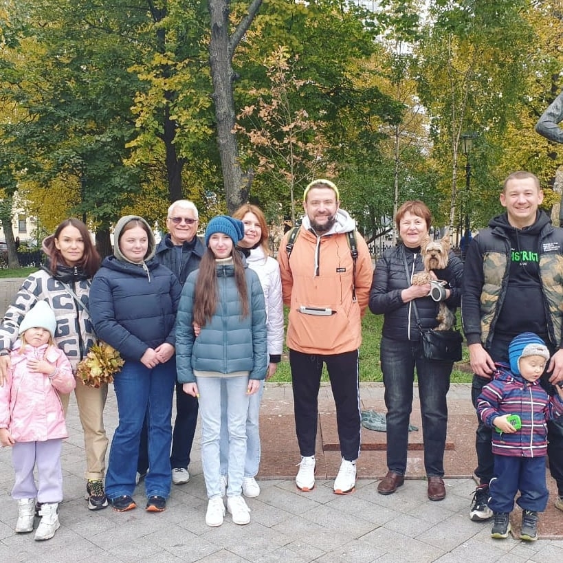 Standup-ведущий Гиллон Поляков 127