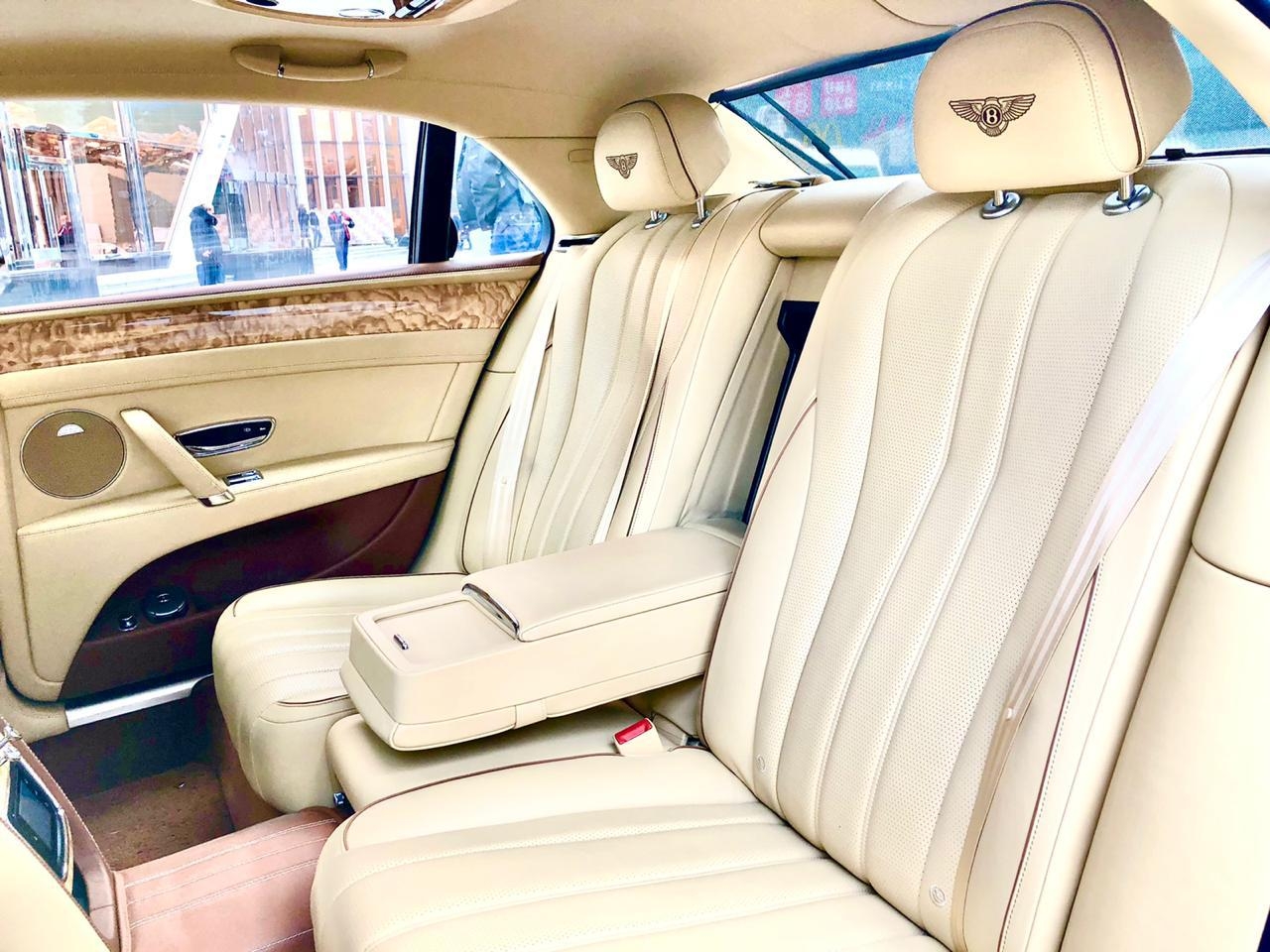 Автомобили с водителем CAR LOVE 77