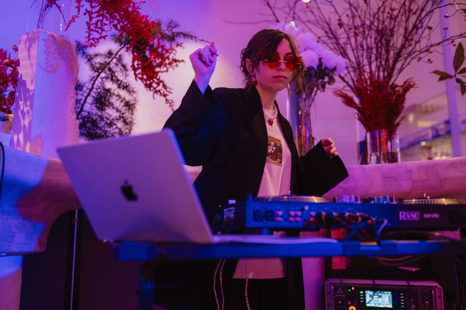 Виктория Рогатина DJ STARPLATINUM 3