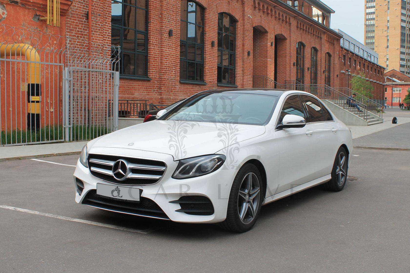 MERCEDES E-CLASS 213 AMG