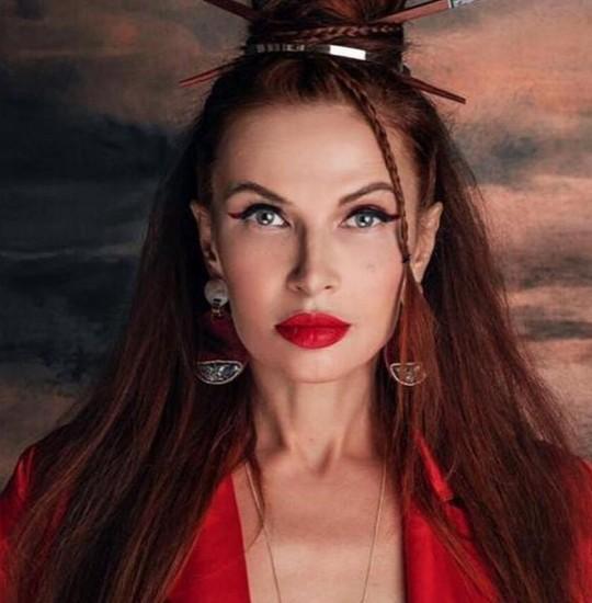 Эвелина Блёданс