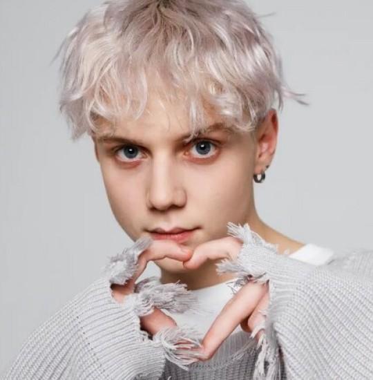 Ваня Дмитриенко