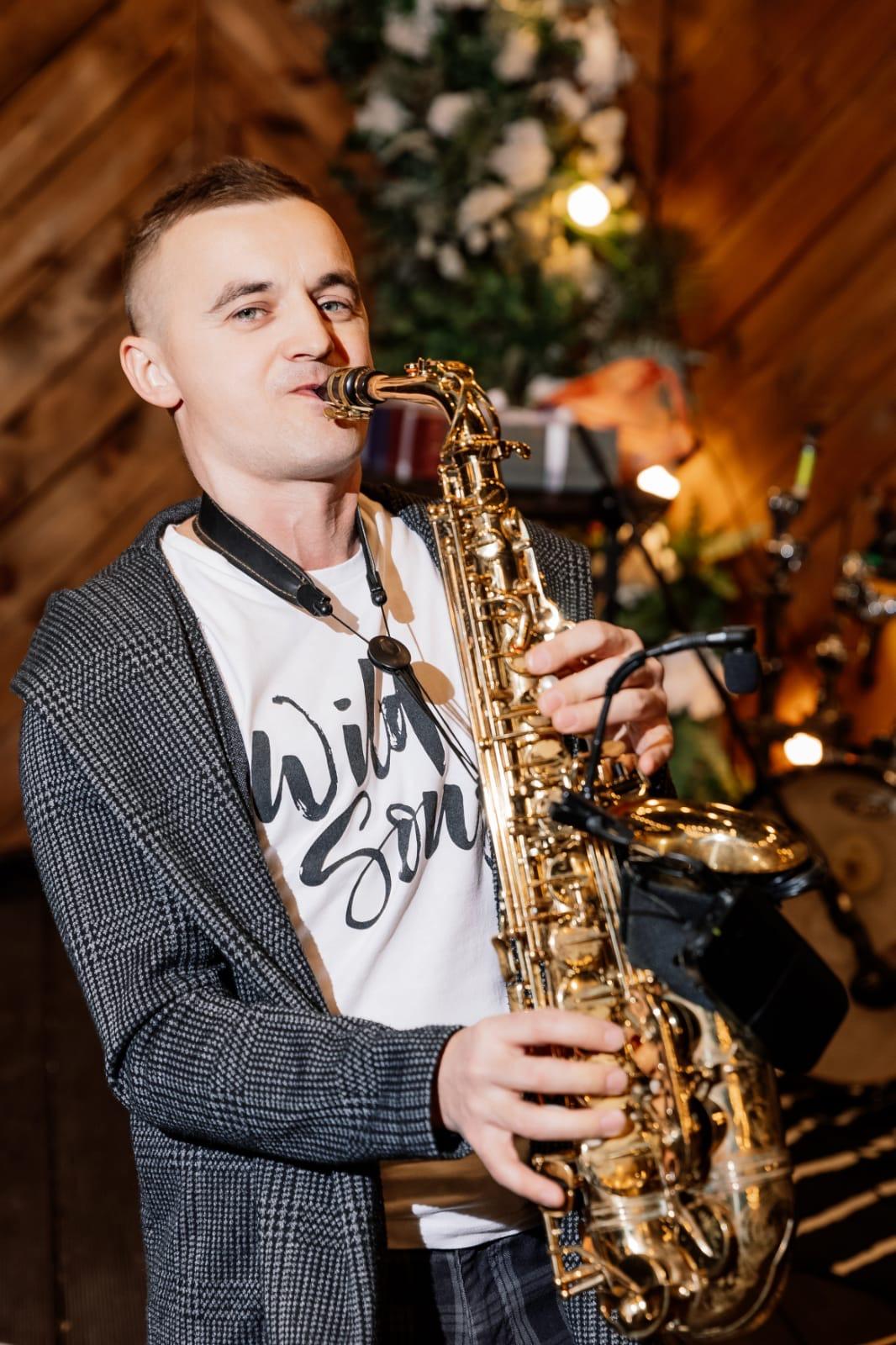 Саксофонист и диджей Богдан Краевский