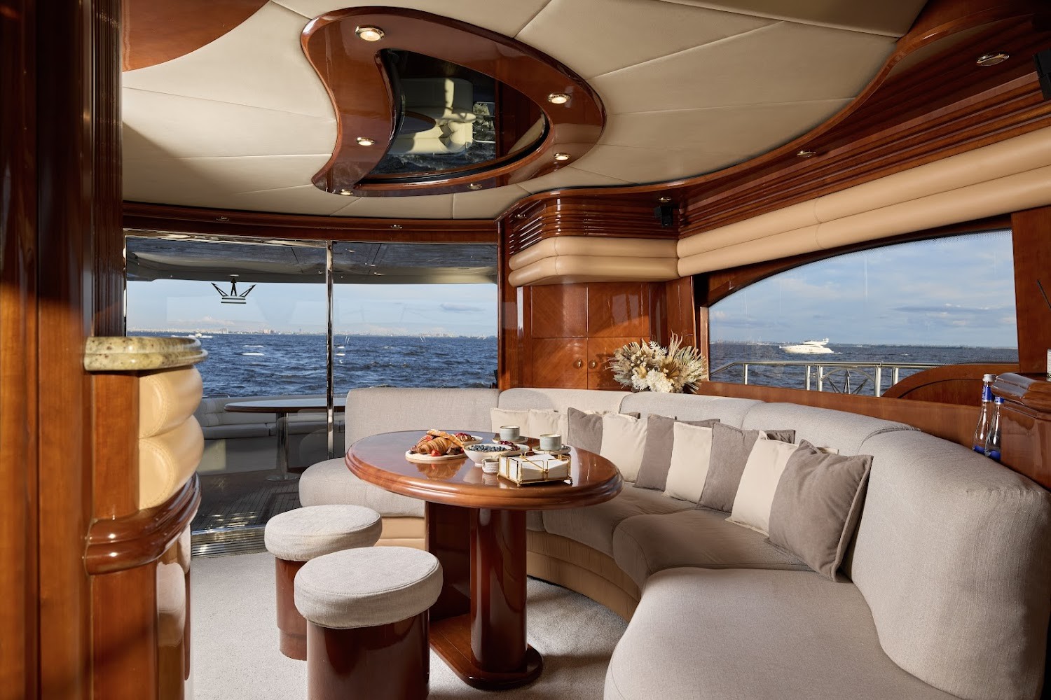 YES BOAT