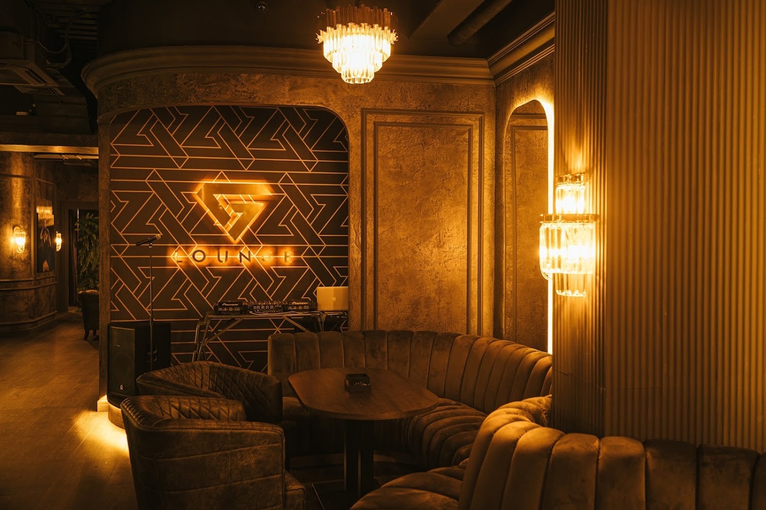 G Lounge