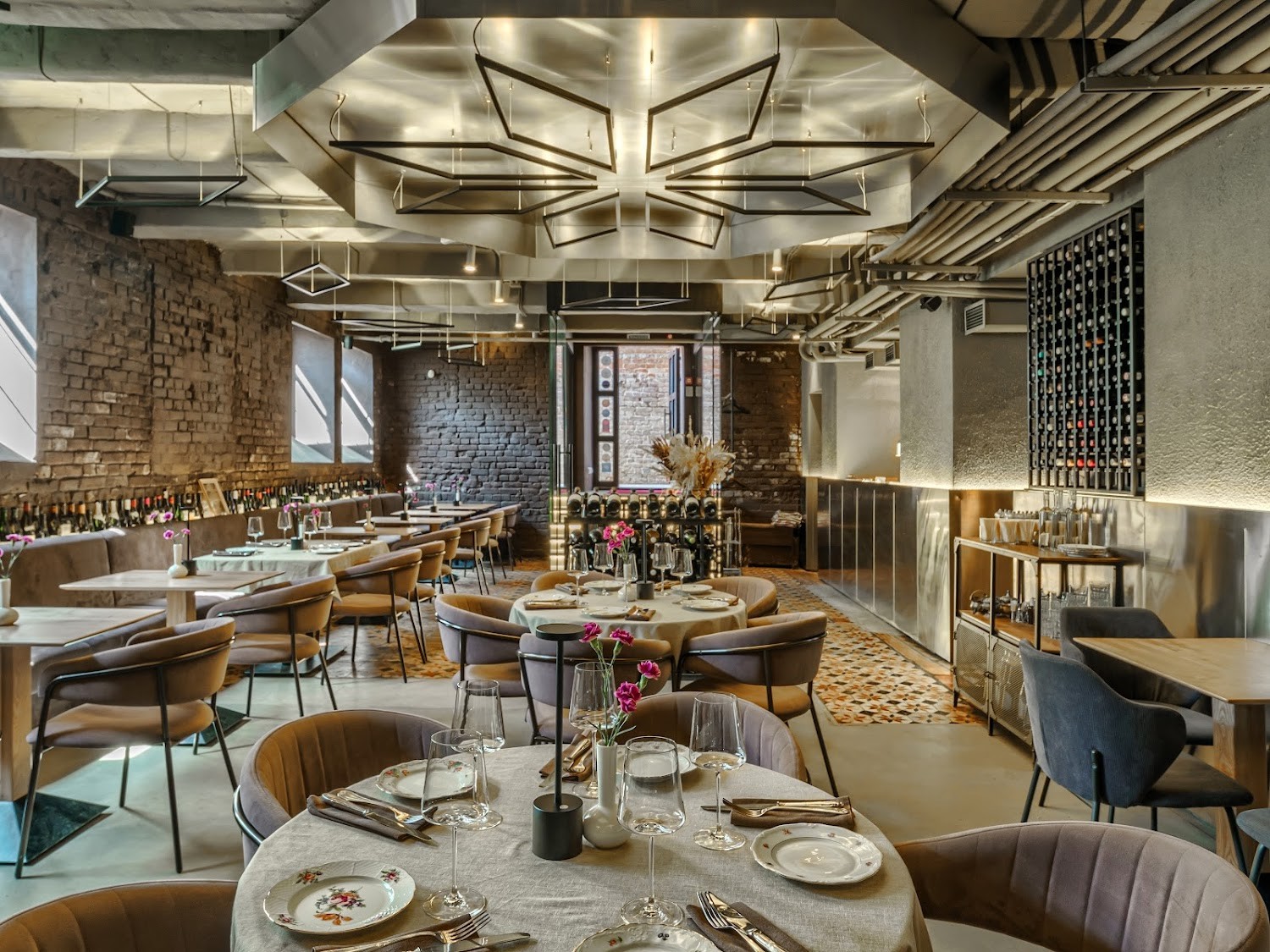 TT BISTRO